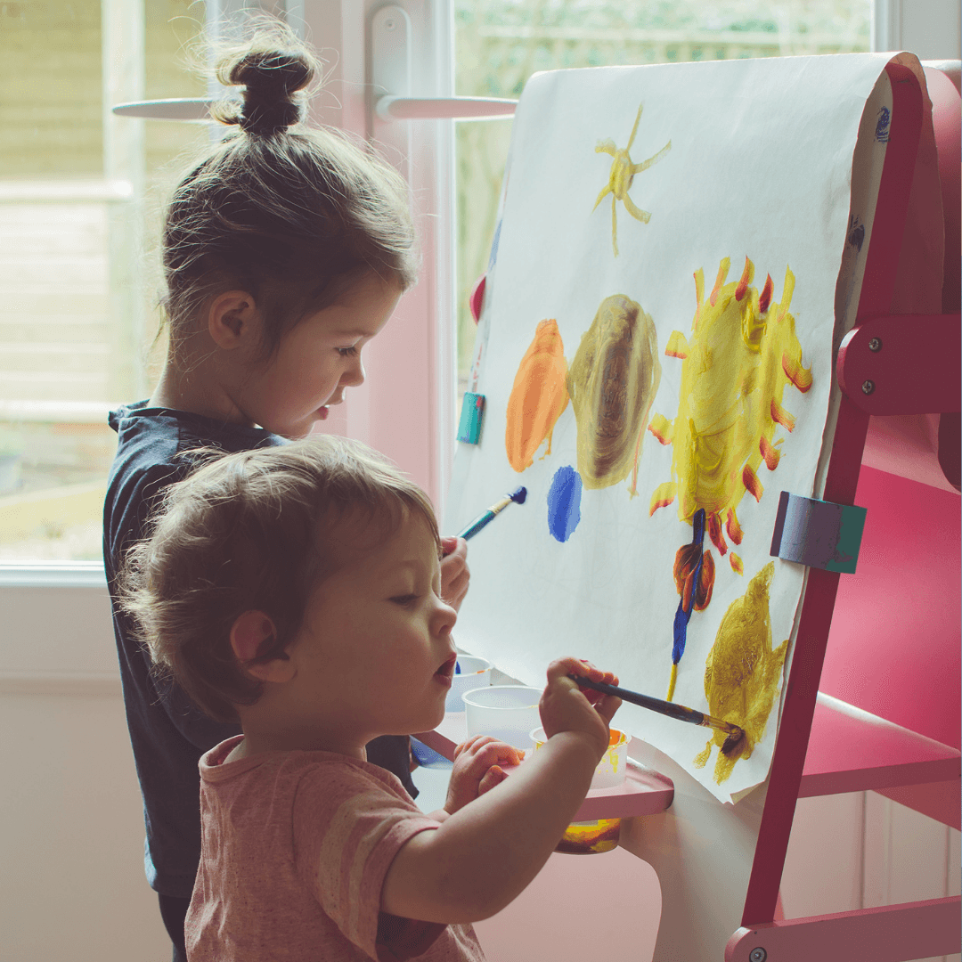 Een liefdevolle nanny voor twee kleine meisjes