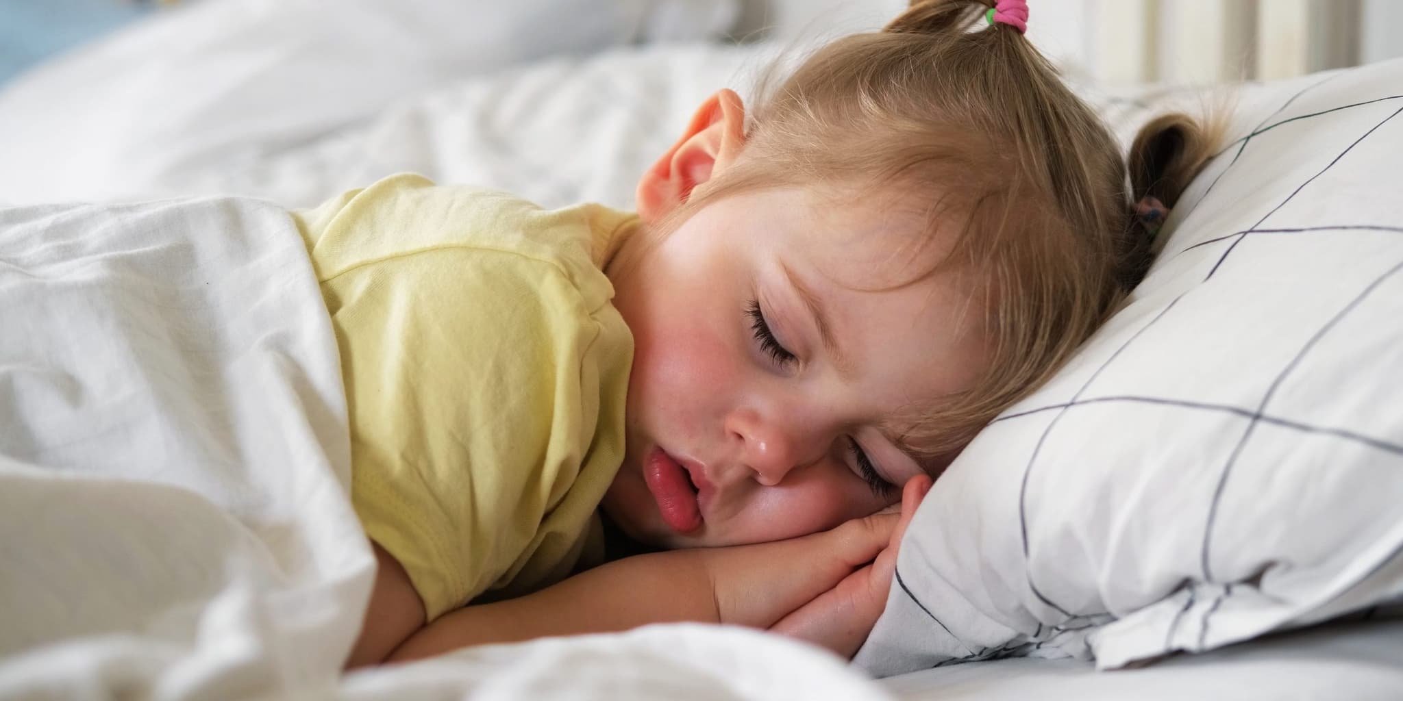 Help! Het winteruur komt eraan! Zo hou je het ritme van je kind op de rails